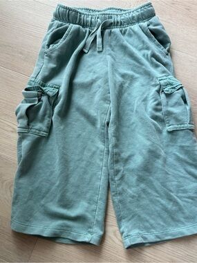 Green wide leg sweat pants